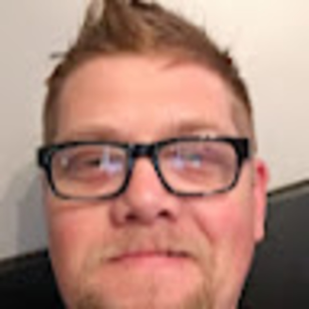 Meet your Posher, Jason